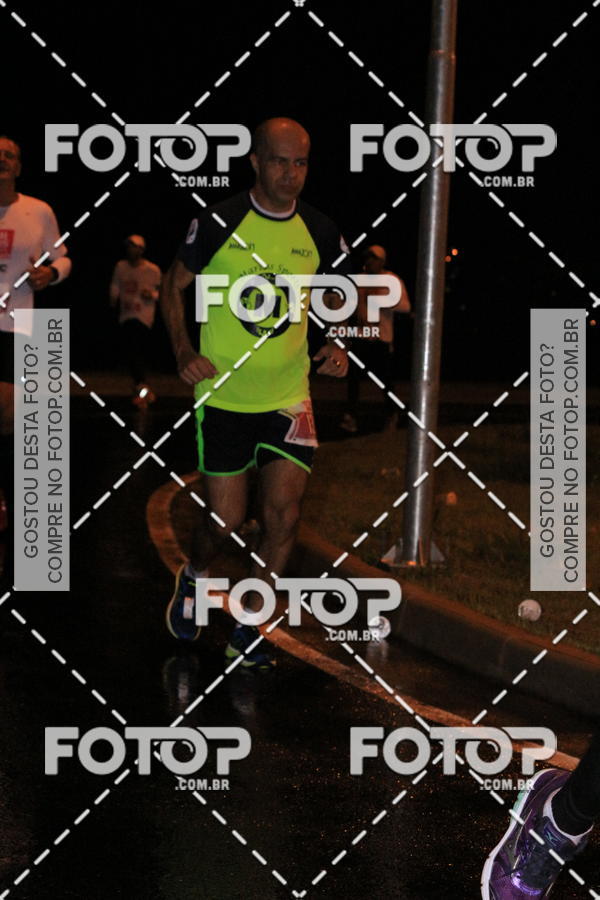 Buy your photos of the eventLuminous Run on Fotop