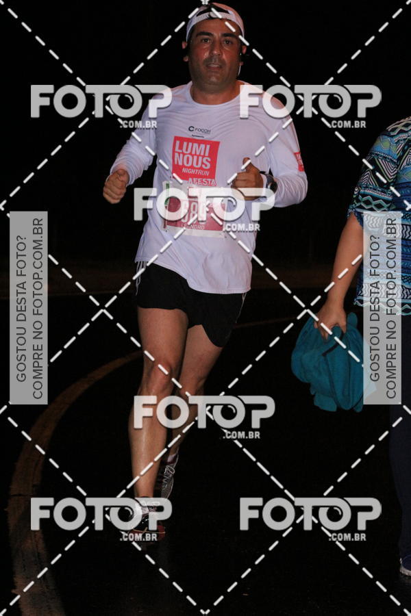 Buy your photos of the eventLuminous Run on Fotop
