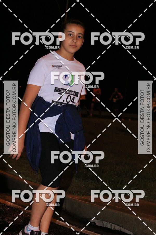 Buy your photos of the eventLuminous Run on Fotop