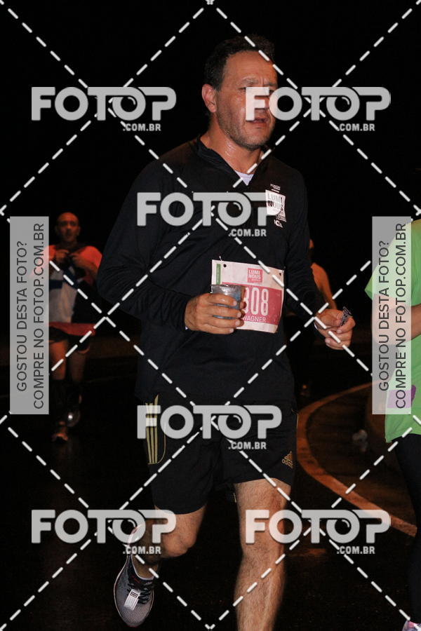 Buy your photos of the eventLuminous Run on Fotop