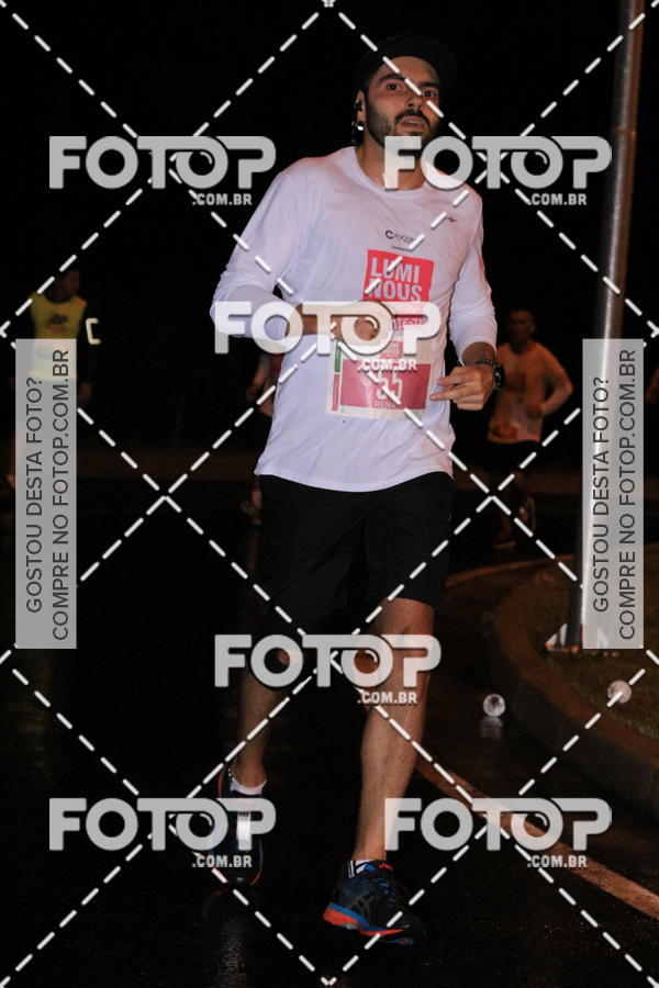 Buy your photos of the eventLuminous Run on Fotop