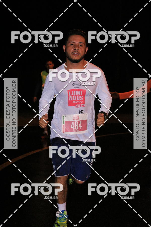Buy your photos of the eventLuminous Run on Fotop