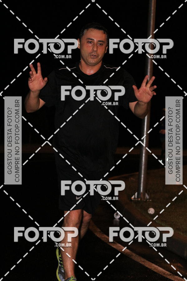 Buy your photos of the eventLuminous Run on Fotop