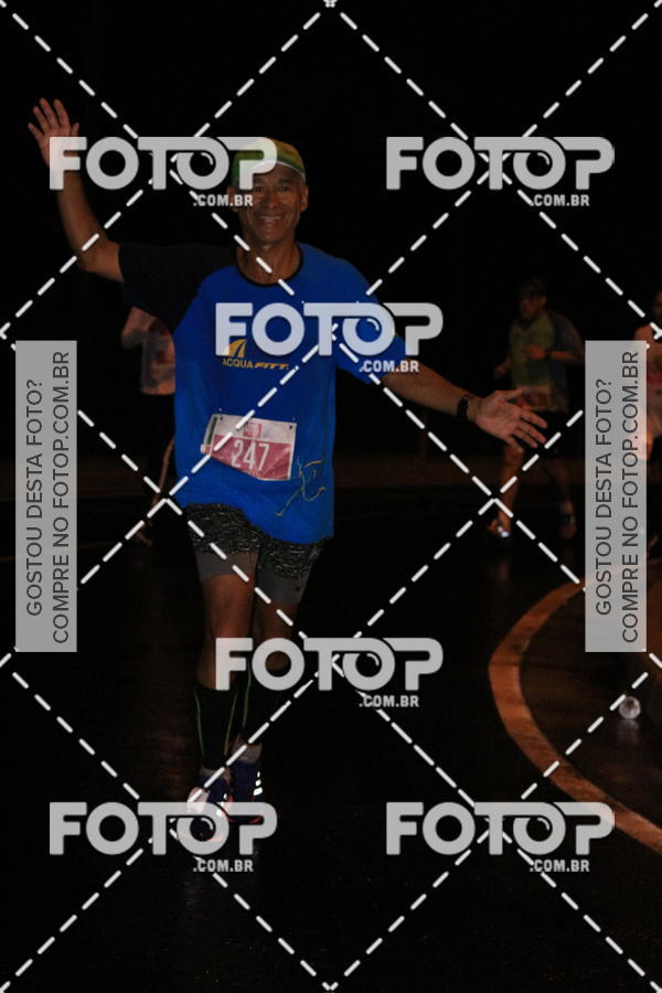 Buy your photos of the eventLuminous Run on Fotop