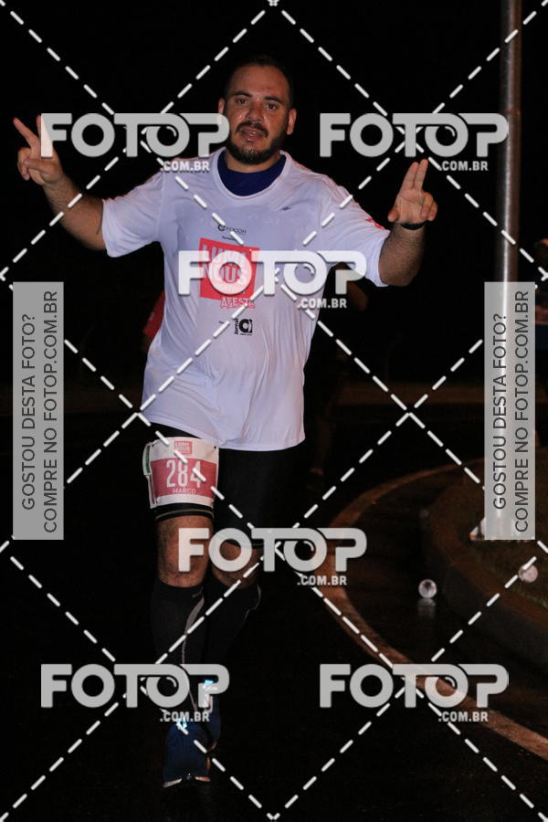 Buy your photos of the eventLuminous Run on Fotop