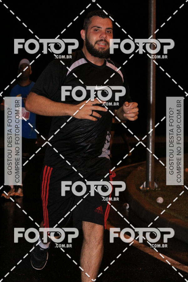 Buy your photos of the eventLuminous Run on Fotop