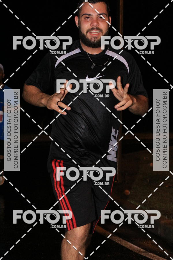 Buy your photos of the eventLuminous Run on Fotop