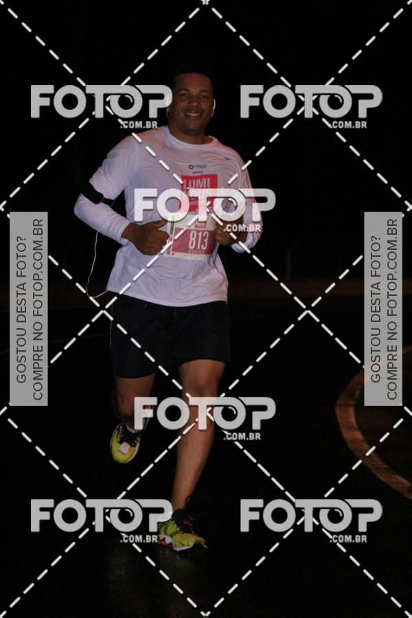 Buy your photos of the eventLuminous Run on Fotop