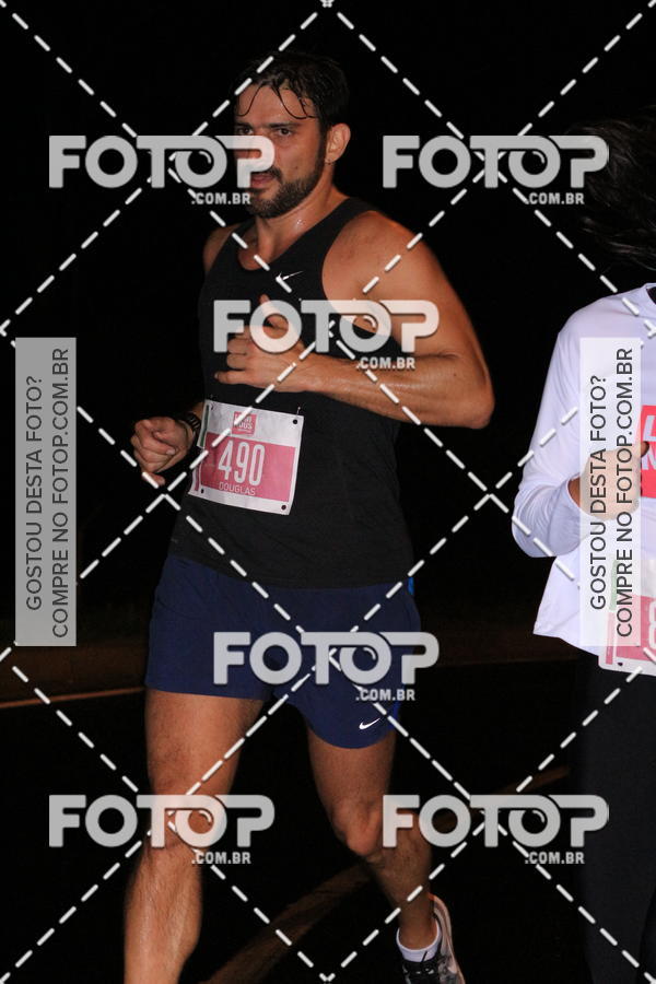 Buy your photos of the eventLuminous Run on Fotop