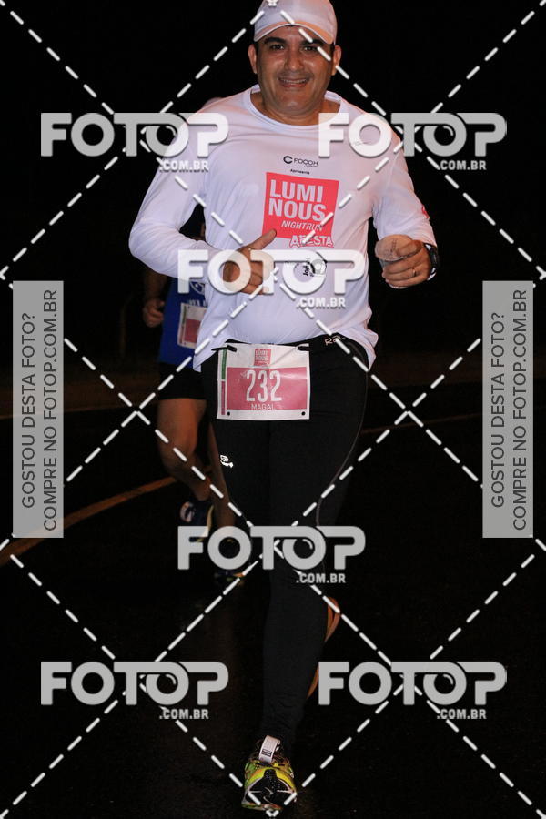 Buy your photos of the eventLuminous Run on Fotop