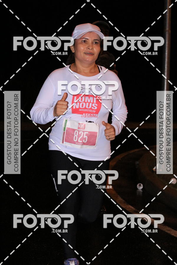 Buy your photos of the eventLuminous Run on Fotop