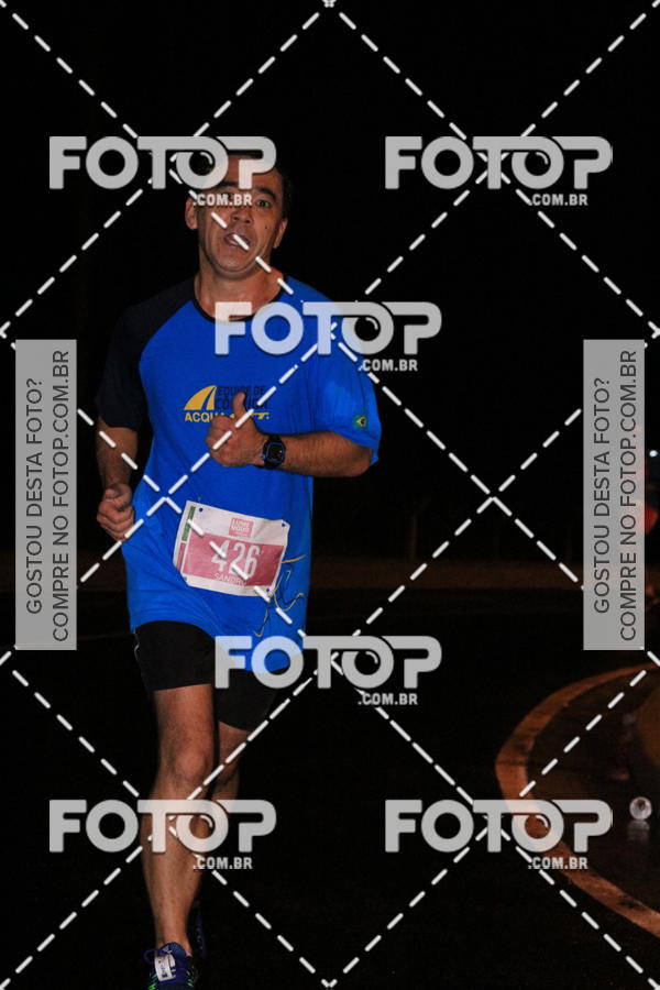 Buy your photos of the eventLuminous Run on Fotop