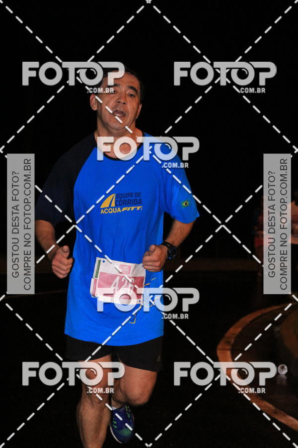 Buy your photos of the eventLuminous Run on Fotop