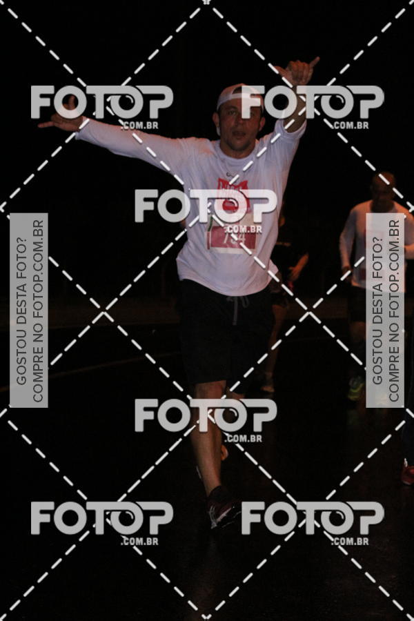 Buy your photos of the eventLuminous Run on Fotop