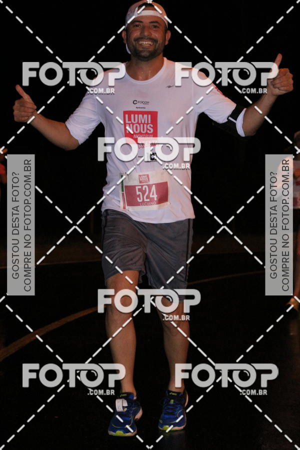 Buy your photos of the eventLuminous Run on Fotop