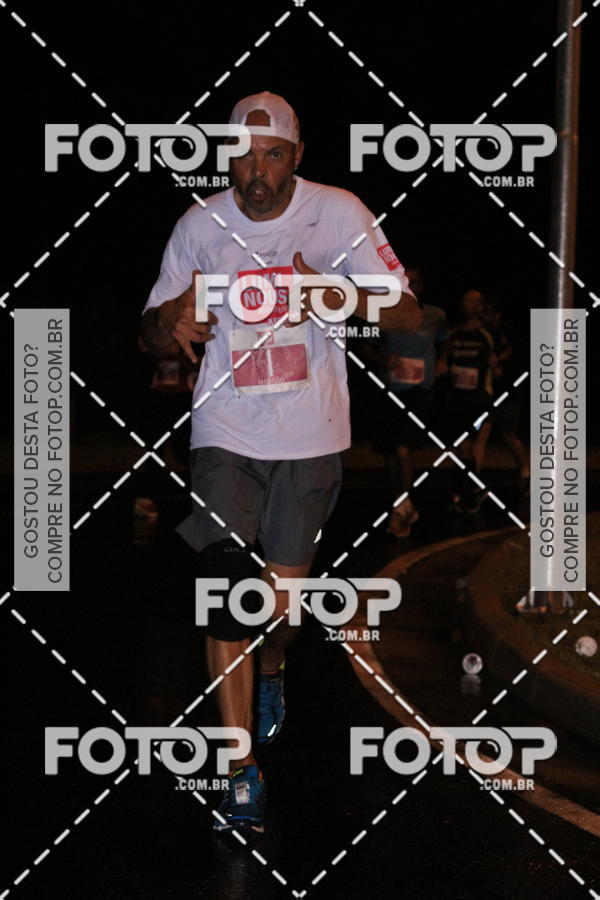 Buy your photos of the eventLuminous Run on Fotop