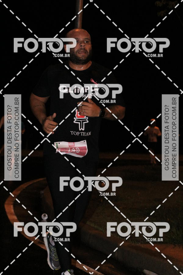 Buy your photos of the eventLuminous Run on Fotop