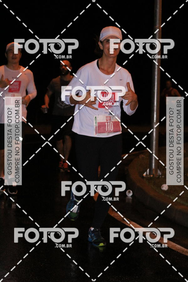 Buy your photos of the eventLuminous Run on Fotop