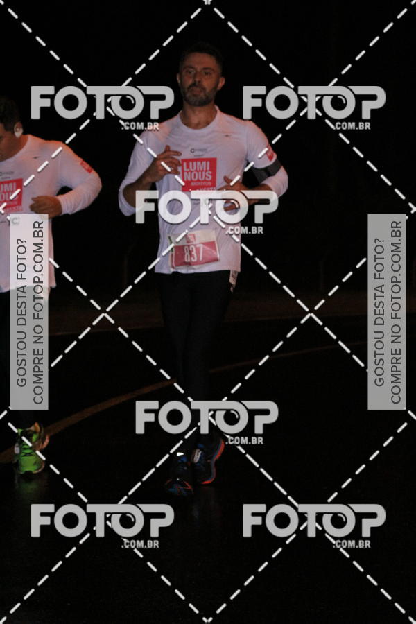 Buy your photos of the eventLuminous Run on Fotop