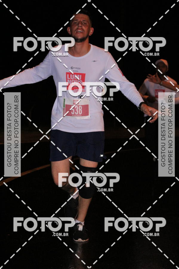 Buy your photos of the eventLuminous Run on Fotop