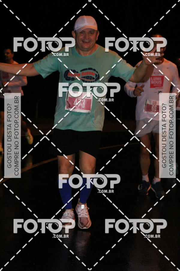 Buy your photos of the eventLuminous Run on Fotop