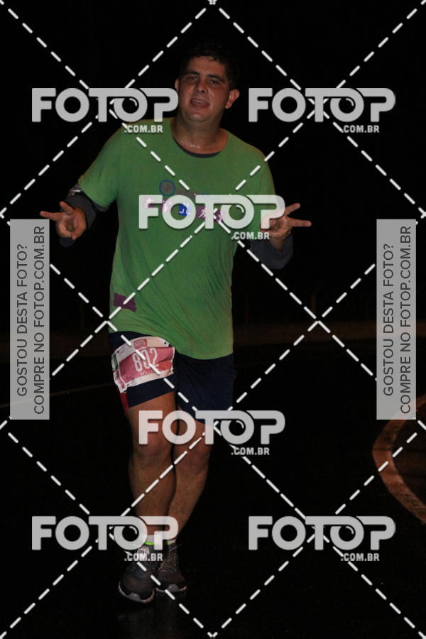 Buy your photos of the eventLuminous Run on Fotop