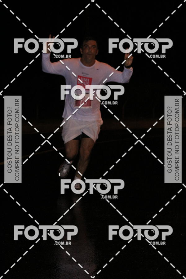 Buy your photos of the eventLuminous Run on Fotop