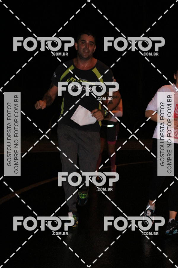 Buy your photos of the eventLuminous Run on Fotop