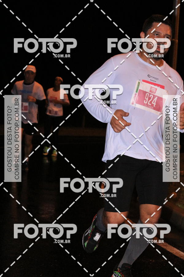 Buy your photos of the eventLuminous Run on Fotop