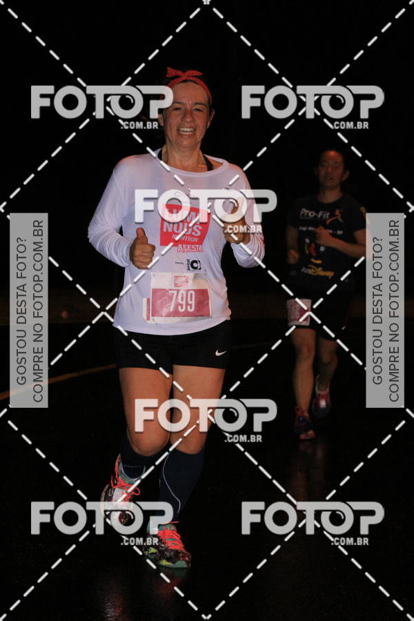 Buy your photos of the eventLuminous Run on Fotop