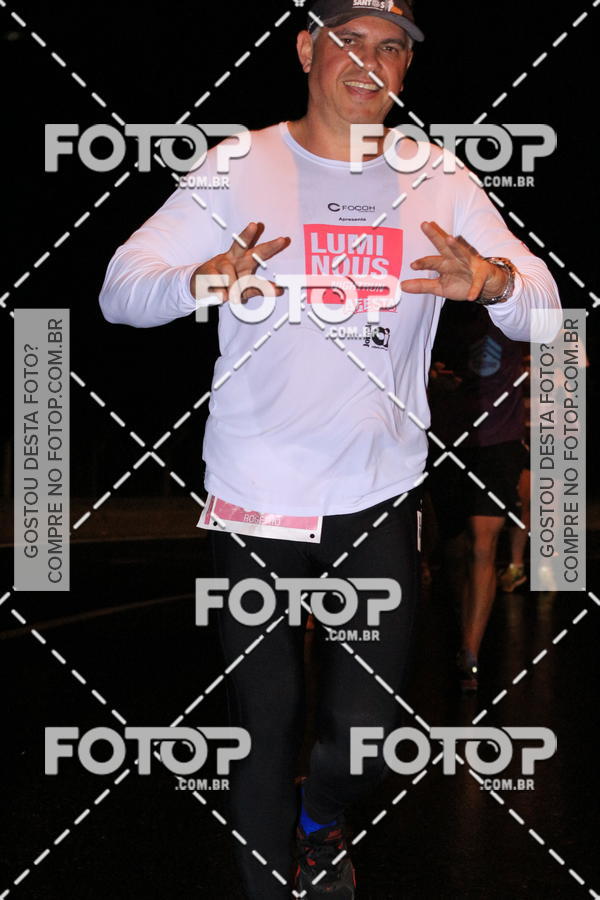 Buy your photos of the eventLuminous Run on Fotop