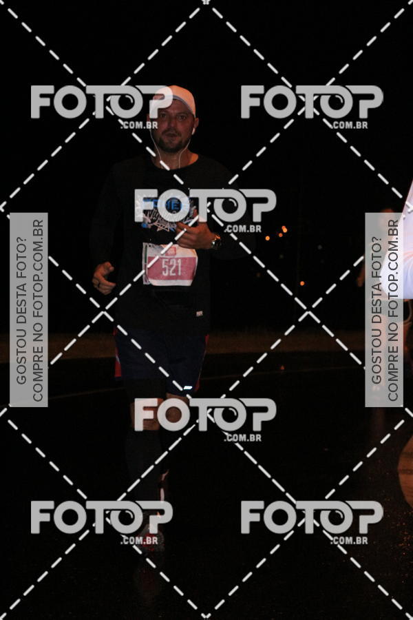 Buy your photos of the eventLuminous Run on Fotop