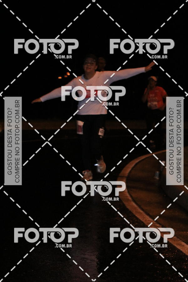 Buy your photos of the eventLuminous Run on Fotop