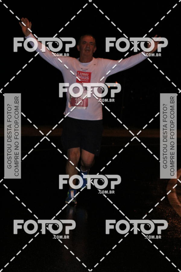 Buy your photos of the eventLuminous Run on Fotop