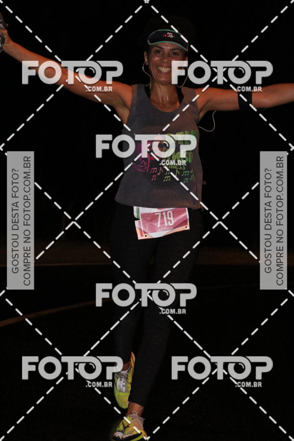 Buy your photos of the eventLuminous Run on Fotop