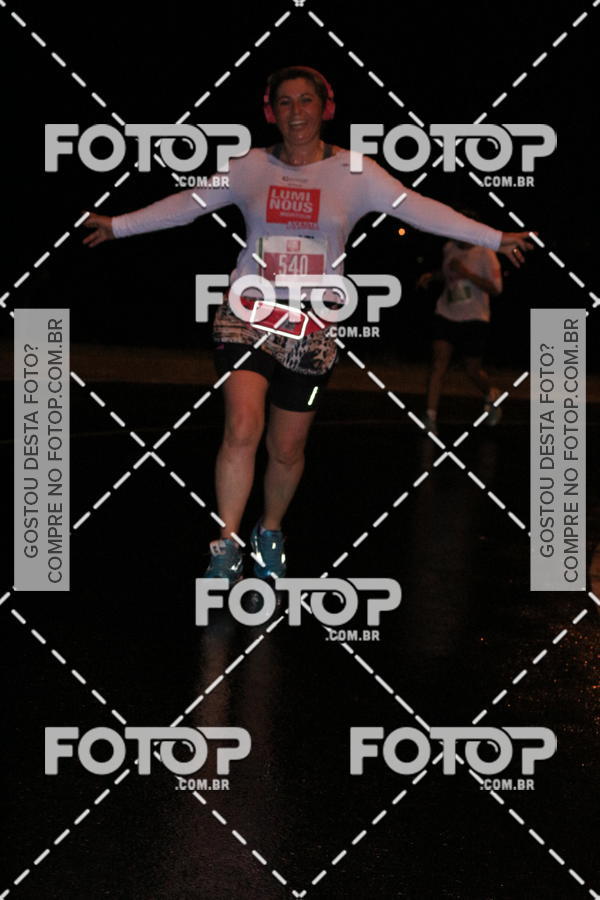 Buy your photos of the eventLuminous Run on Fotop