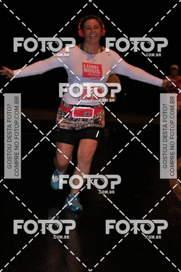 Buy your photos of the eventLuminous Run on Fotop