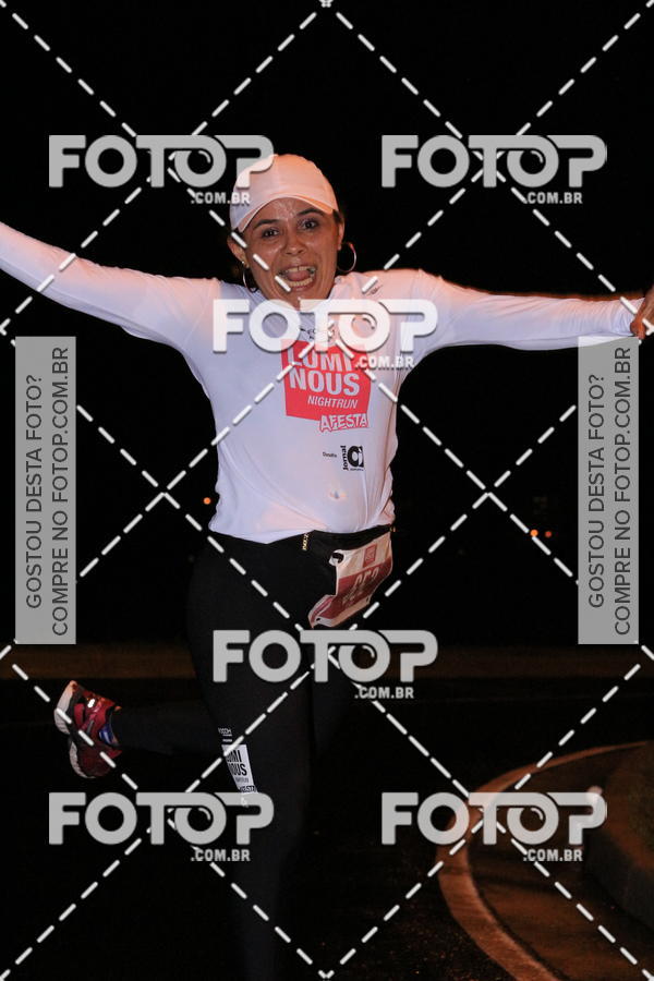 Buy your photos of the eventLuminous Run on Fotop