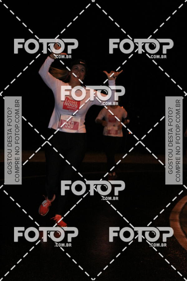 Buy your photos of the eventLuminous Run on Fotop