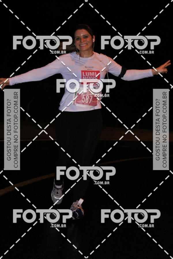 Buy your photos of the eventLuminous Run on Fotop