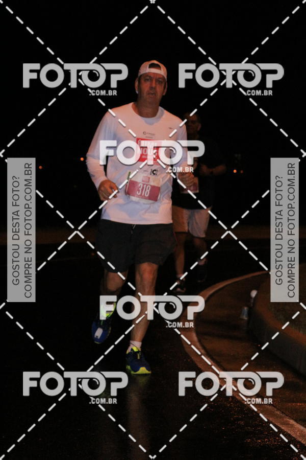 Buy your photos of the eventLuminous Run on Fotop