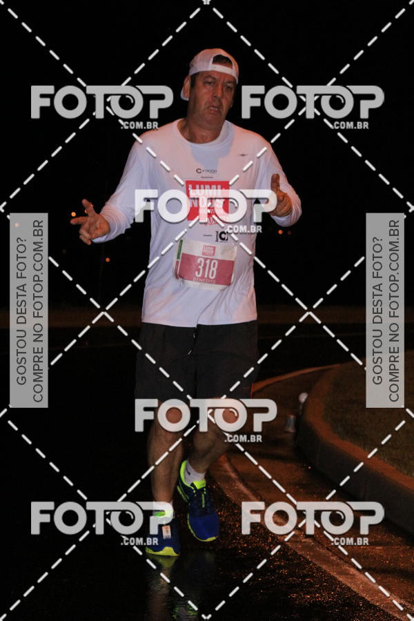 Buy your photos of the eventLuminous Run on Fotop