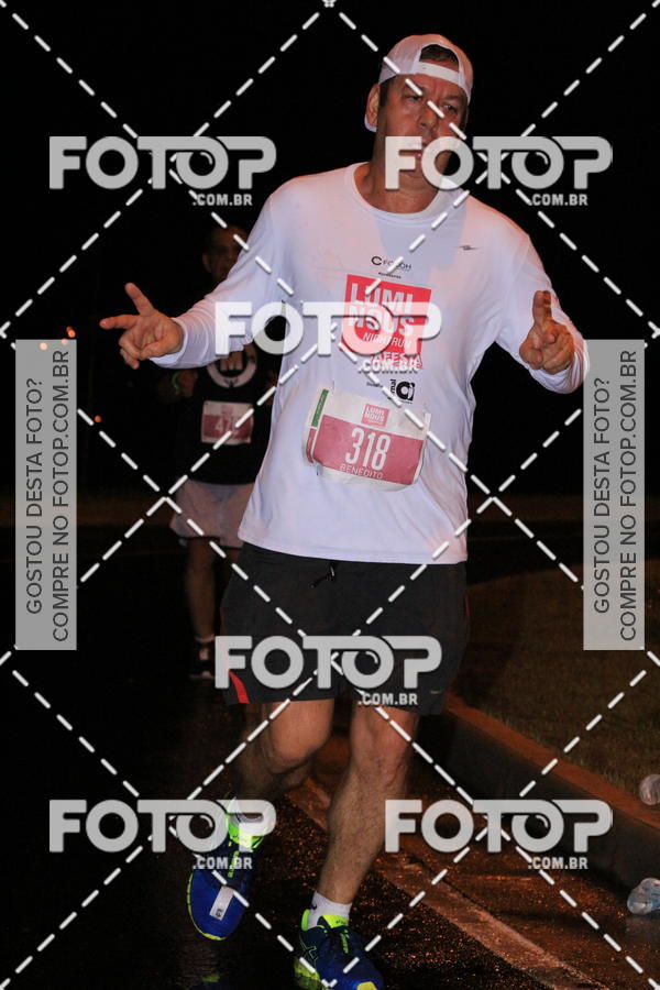 Buy your photos of the eventLuminous Run on Fotop