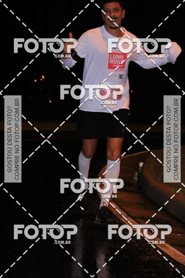 Buy your photos of the eventLuminous Run on Fotop
