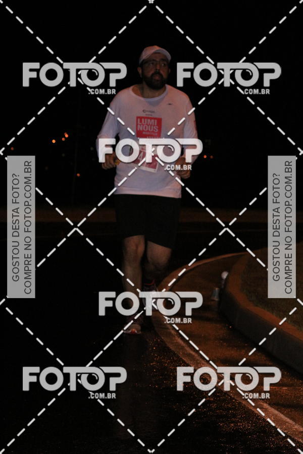 Buy your photos of the eventLuminous Run on Fotop
