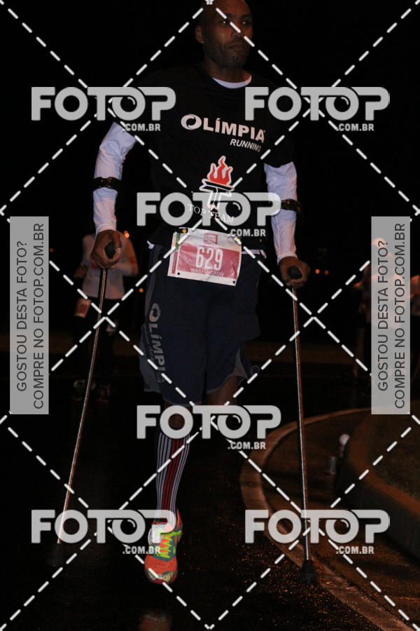 Buy your photos of the eventLuminous Run on Fotop
