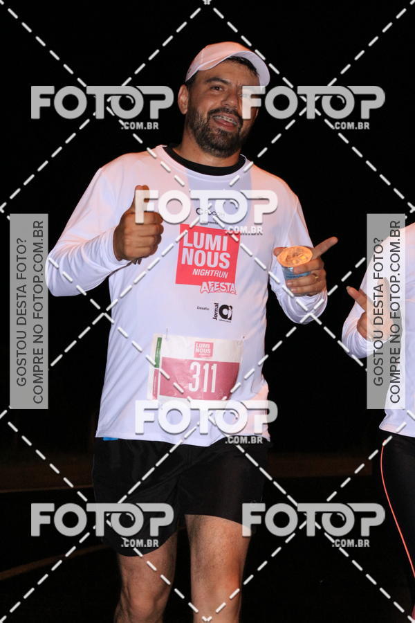 Buy your photos of the eventLuminous Run on Fotop