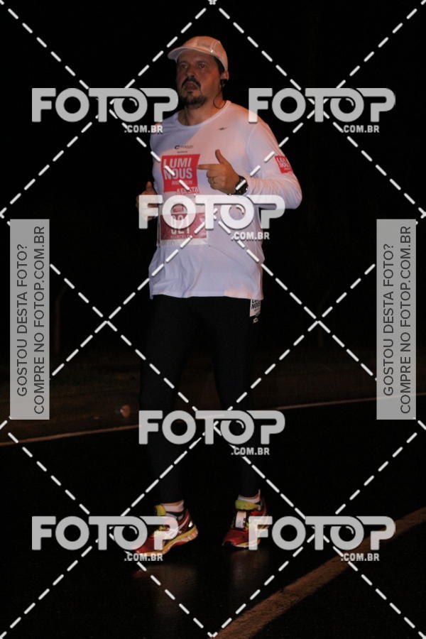 Buy your photos of the eventLuminous Run on Fotop