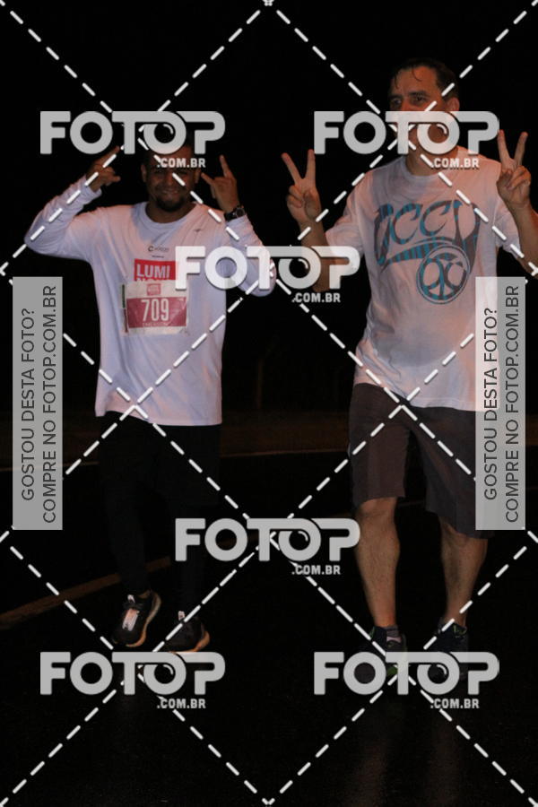 Buy your photos of the eventLuminous Run on Fotop