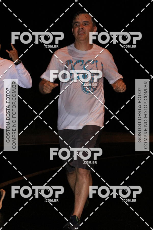 Buy your photos of the eventLuminous Run on Fotop